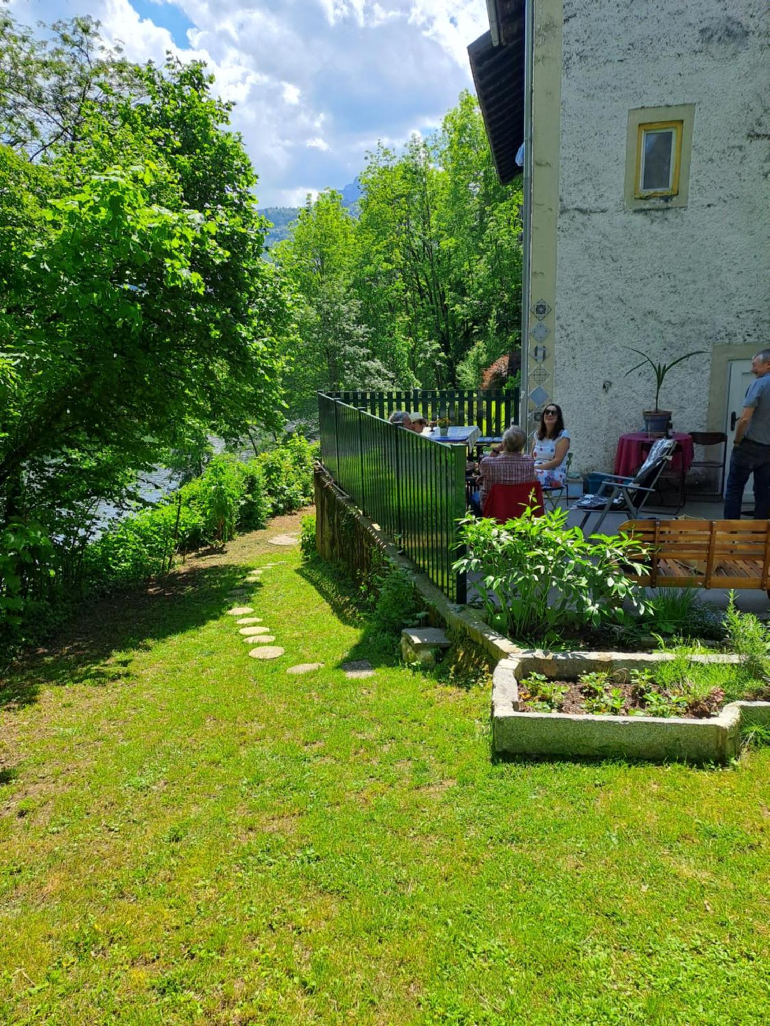 Thegarden Bed&Bike Apartment Gmunden Ngoại thất bức ảnh
